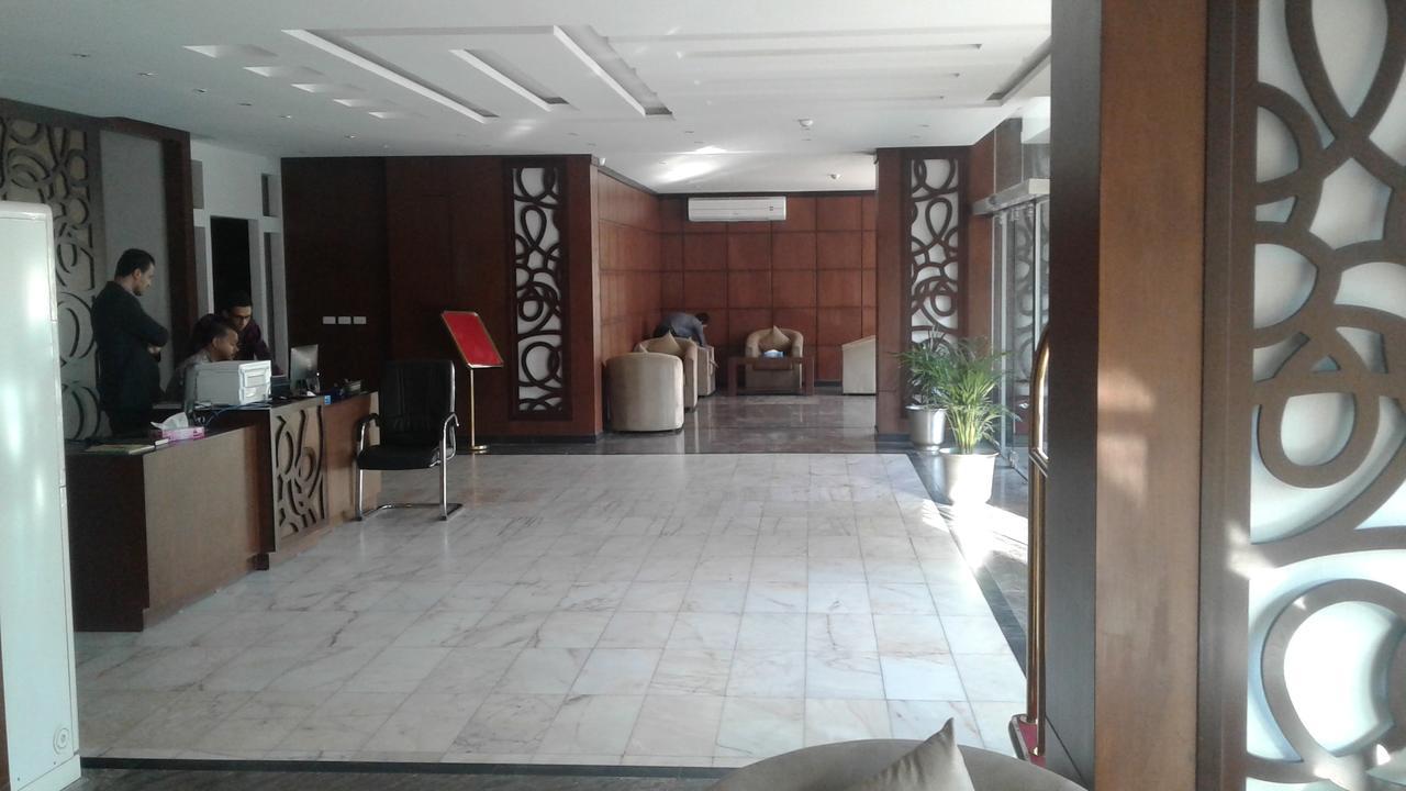 Makarem Al Olaya Suites 阿可贺巴 外观 照片