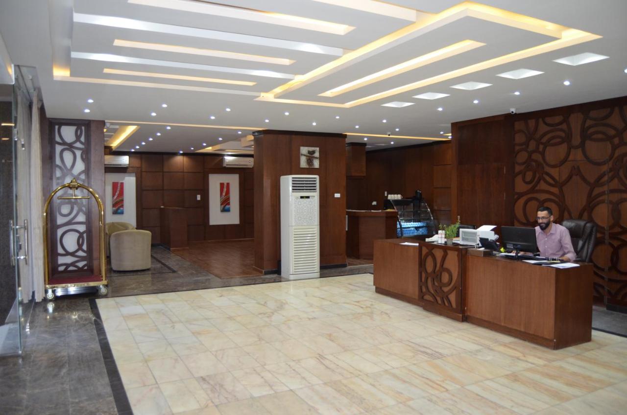 Makarem Al Olaya Suites 阿可贺巴 外观 照片